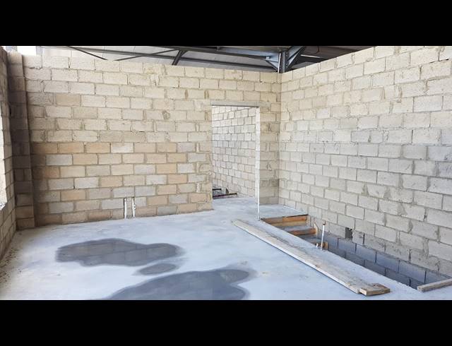 1,107M² FACTORY TO LET IN SAXENBURG PARK 2